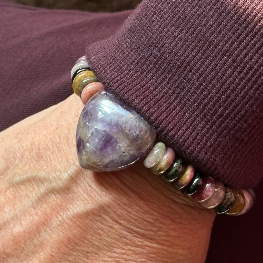 Crystals and Stones to manifest and support love