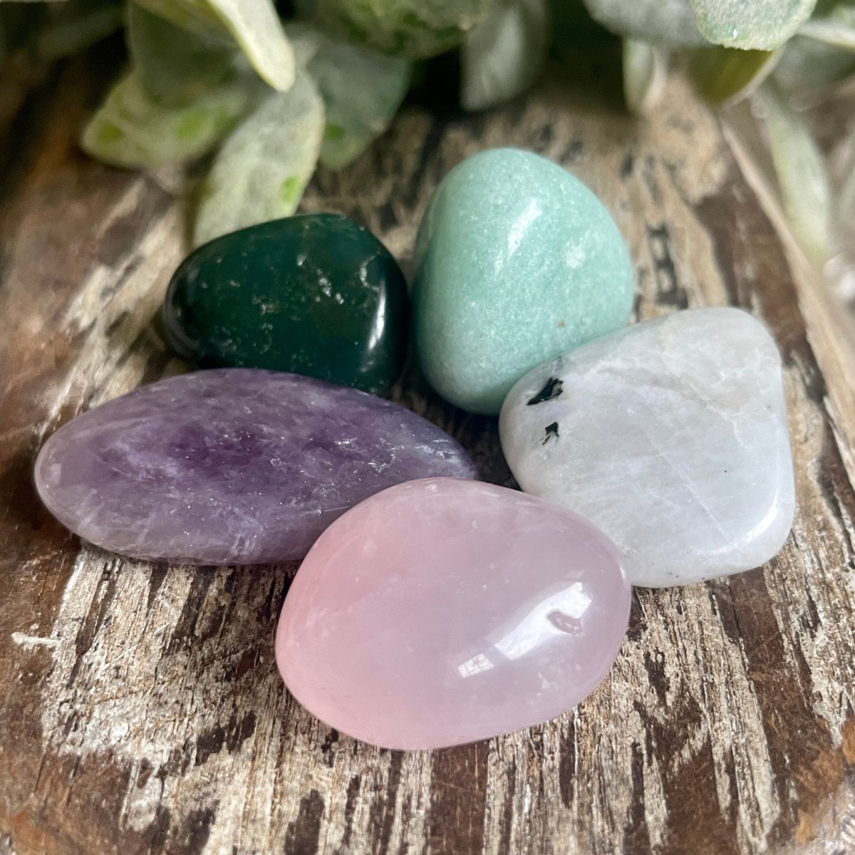 The Best Fertility Crystals and Stones 