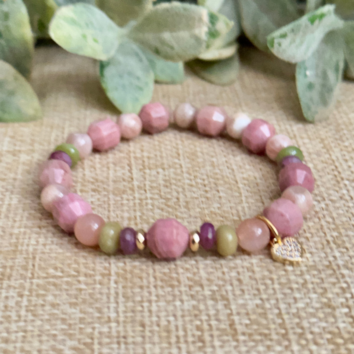 Love in BLoom Petal Tiny Bracelet