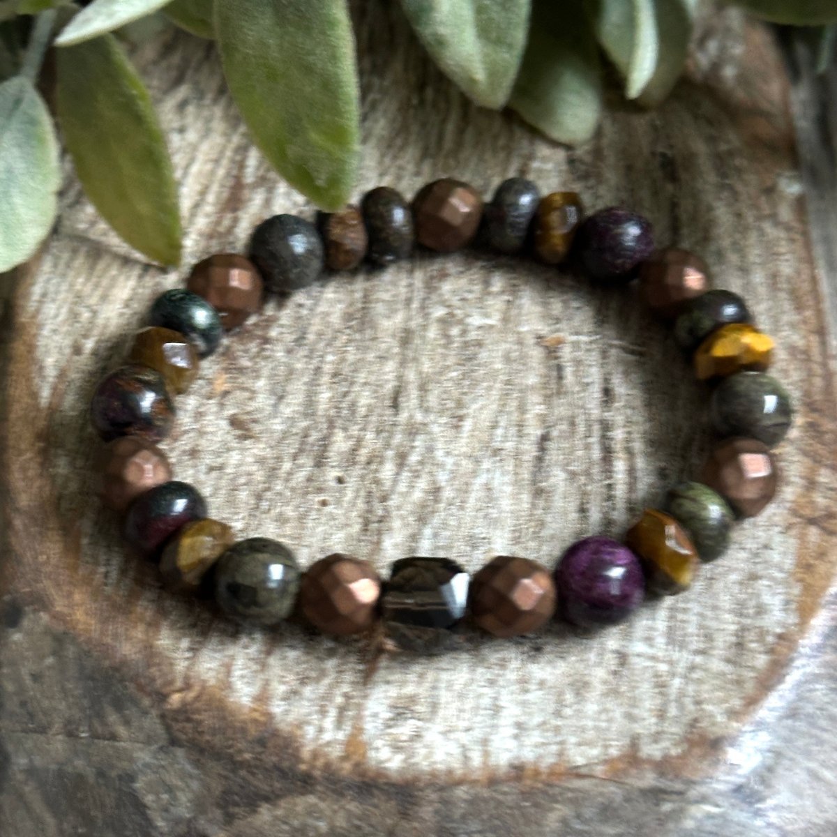 Aligned gemstone beaded bracelet. Men. Women