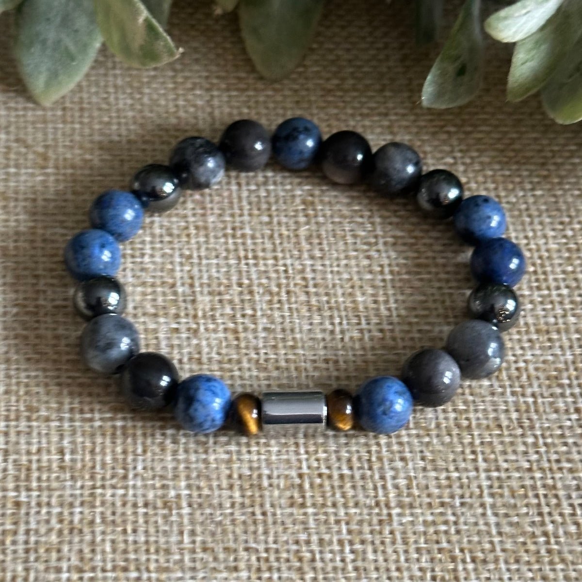 Masculine focus bracelet for clarity grounding and protection
Mind calming focus bracelet for everyday wear