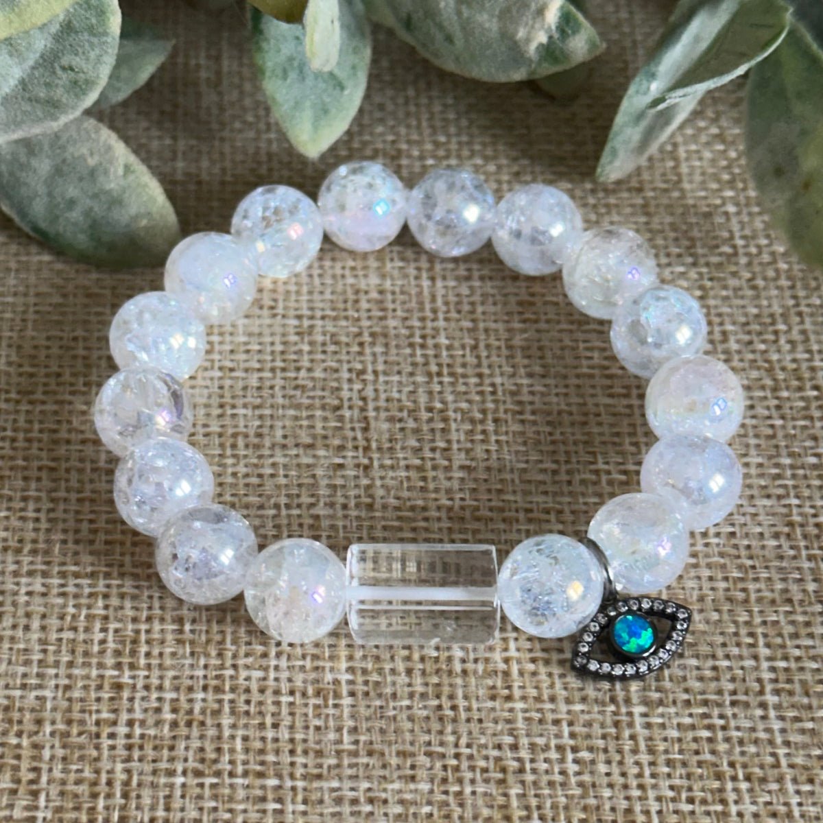 Clarity and peace crystal bracelet for the new year
Protective crystal bracelet with opal evil eye charm
Minimalist new year crystal bracelet for clarity and calm