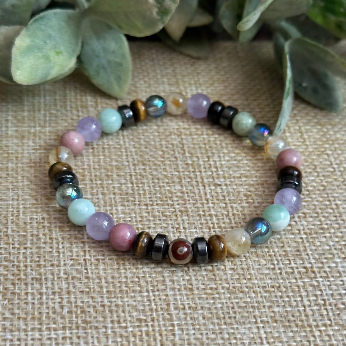 protection bracelet for nurses, burnout support bracelet nurse, emotional balance crystal bracelet, nurse jewelry handmade, gift for rn nurse bracelet