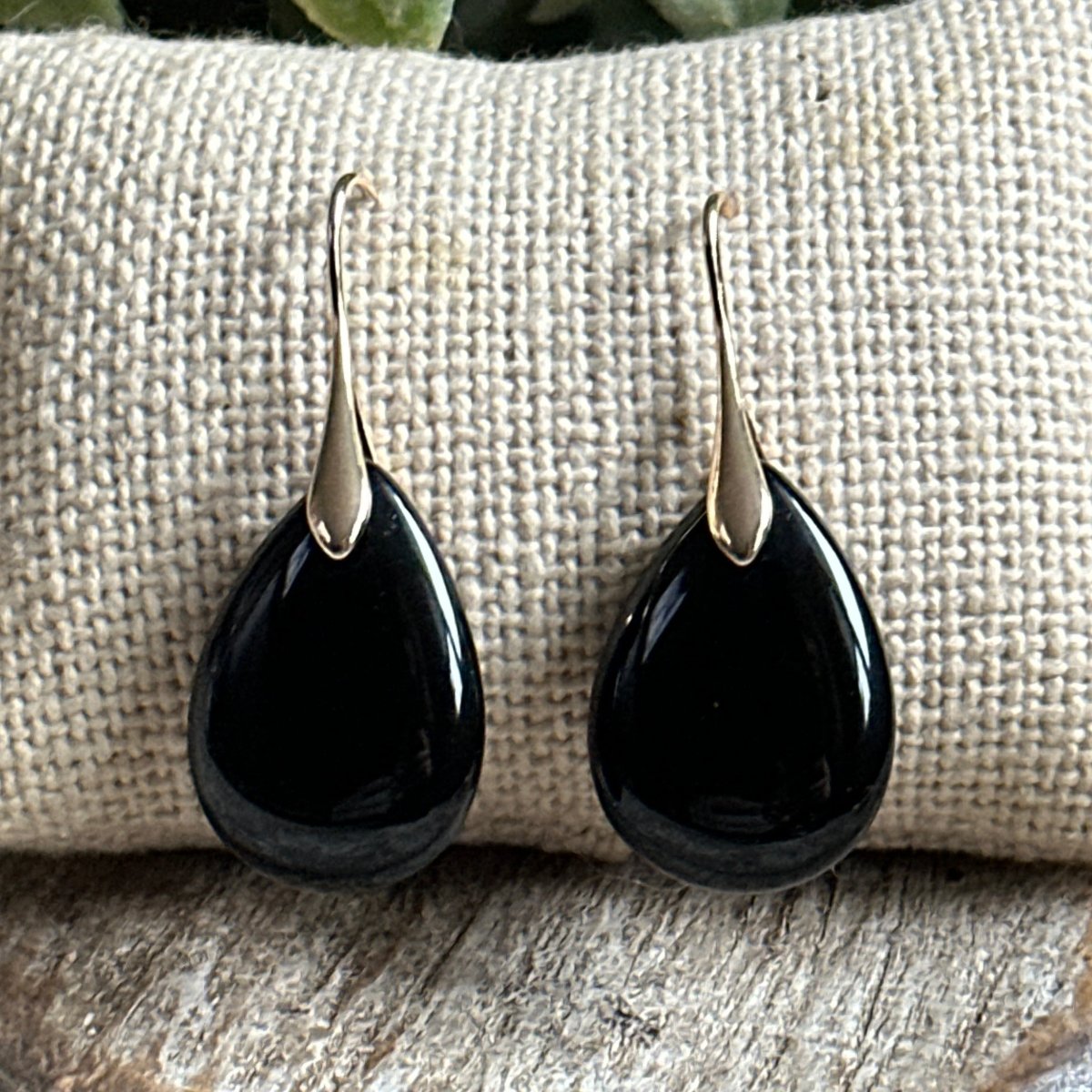 black-onyx-drop-earrings-253843.jpg